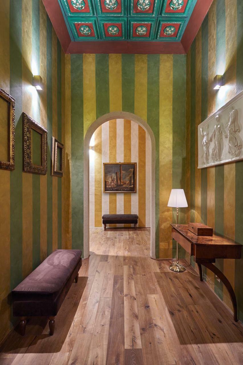 Bed and Breakfast Palazzo Di Alcina - Residenza D'Epoca - Luxury- Bolonia Exterior foto