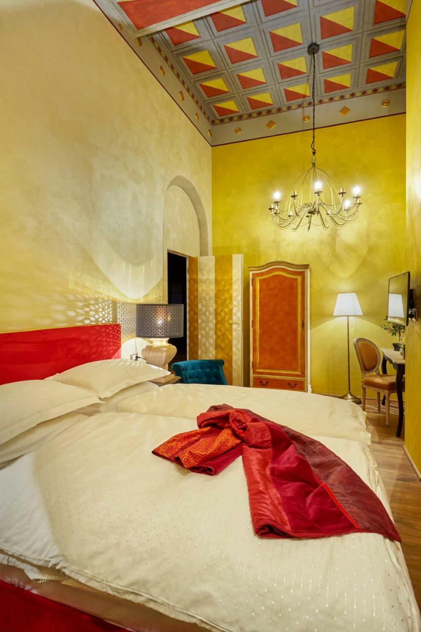 Bed and Breakfast Palazzo Di Alcina - Residenza D'Epoca - Luxury- Bolonia Exterior foto